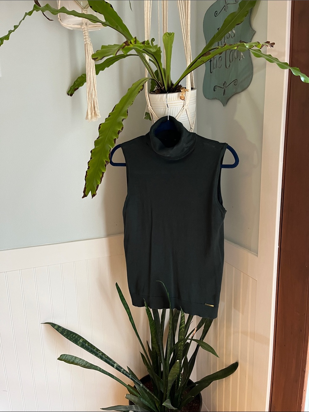 Anne Klein Forest Green Sleeveless Turtleneck Tank Top
